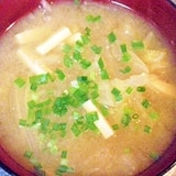 玉葱と白菜と高野豆腐のお味噌汁